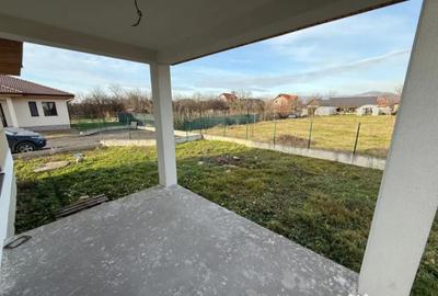 Casă cu 4 camere cu Teren 480 Mp în Săsar - 4
