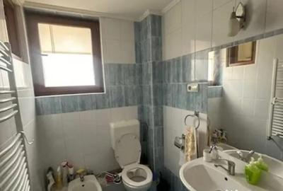 Apartament cu 3 camere decomandat în Independenței - 5