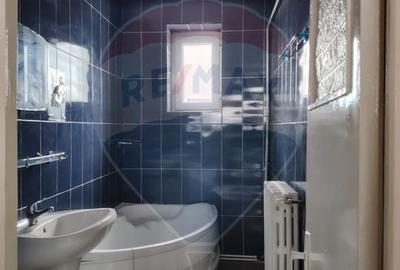 Apartament cu 2 camere de vânzare în zona Central - 11