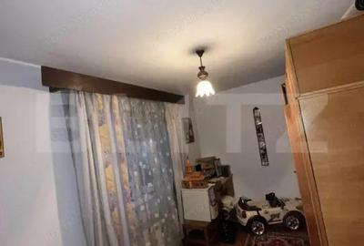 Apartament cu 4 camere semidecomandat, mobilat în Central - 9