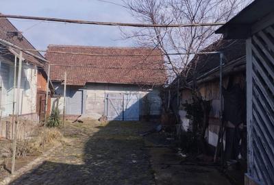 Casă cu 4 camere în Buteni - 5