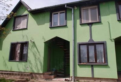 Vand casa in Com. LIVEZENI - 4