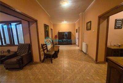 Royal Imobiliare - Vanzare Casa Zona Lupeni - 20