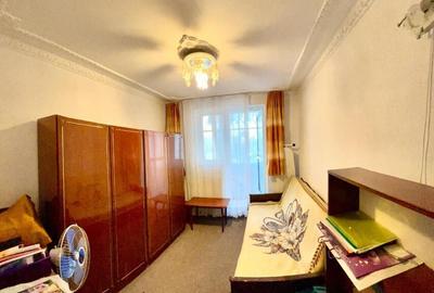 Apartament cu 3 camere in Micro 18 - 6