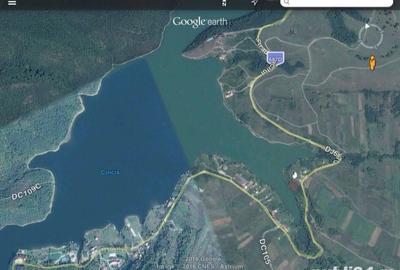 Teren de 3700 mp, în Central