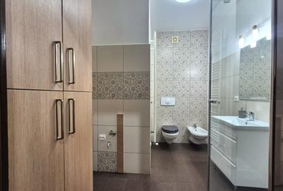 Bloc nou, sectiune mare, apartament 3 camere cu semineu, terasă mare si garaj - 20