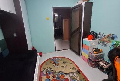 Apartament cu 3 camere decomandat, mobilat în Micro 17 - 7