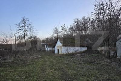 Teren de 79000 mp, în Central - 10