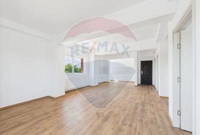 Apartament cu 3 camere semidecomandat în Nord-Vest - 12