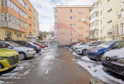Apartament cu 3 camere decomandat, mobilat în Răcădău - 16