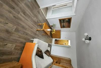 Apartament cu 2 camere decomandat în Central - 3