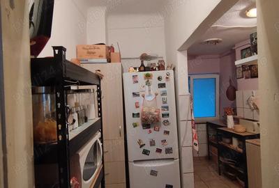 Apartament cu 3 camere decomandat în P-ța Victoriei - 6