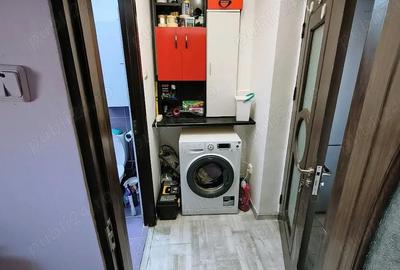 Apartament cu 3 camere semidecomandat în Calea București - 1