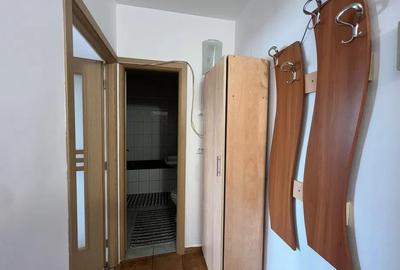 Garsonieră decomandată, mobilată în Cug - 2