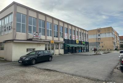 Spațiu comercial, de 1,200 mp, în Codlea