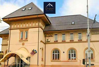 Pensiune cu Istorie si Stil in Inima orasului Piatra Neamt - 1