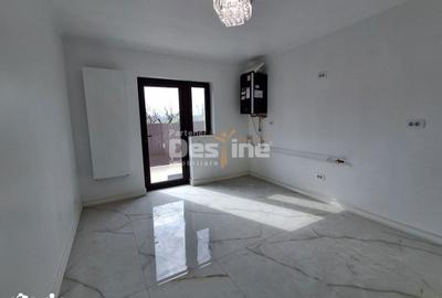 Casă cu 6 camere cu Teren 500 Mp în Miroslava - 6