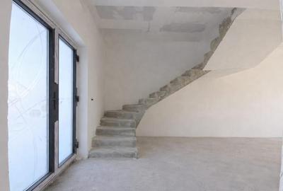 Casă cu 4 camere cu Teren 320 Mp în Central - 10