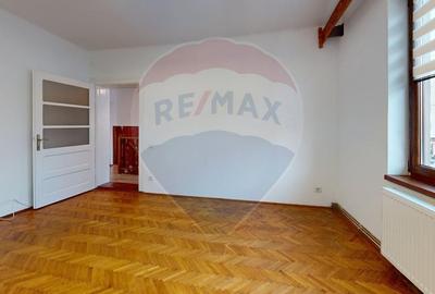 Casă cu 3 camere de vânzare Calea Dumbravii - 18