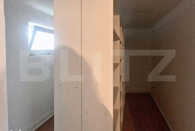 Spațiu comercial, de 65 mp, în Valea - 2