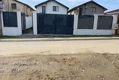 Casă cu 3 camere cu Teren 333 Mp în Șimian - 1