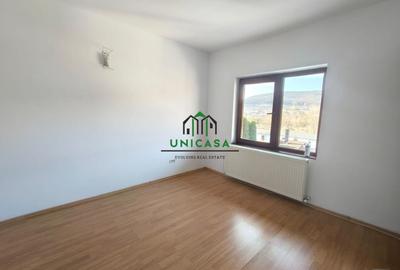 Casă individuală cu 4 camere cu Canalizare în Vlădești - 14