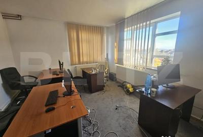 Spațiu comercial, de 350 mp, în Gruia - 6