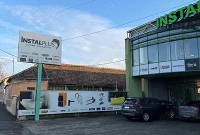 Spațiu comercial, de 660 mp, în Central - 4