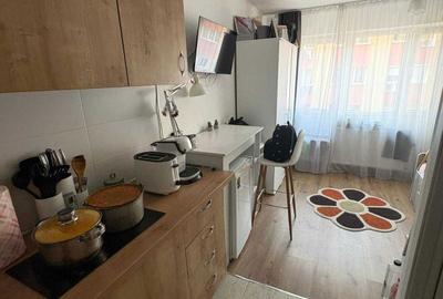 Garsonieră decomandată în UMT - 4