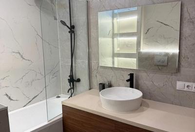 Garsonieră decomandată în Tei