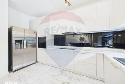 Casă cu 5 camere cu Teren 327 Mp în Central - 20