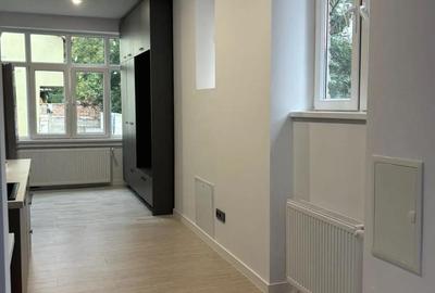 Apartament cu 2 camere decomandat în Central - 1