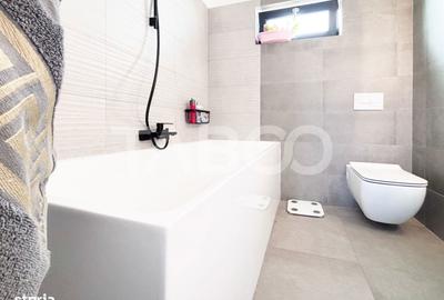 Casă cu 4 camere cu Canalizare în Făget