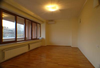 Casă cu 13 camere cu Canalizare în Dorobanți - 7