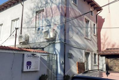 Casa P+E+M | 175mp utili, pretabil clinica/office | Regin... - 10