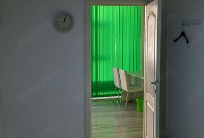 Spațiu comercial, de 30 mp, în Central - 3