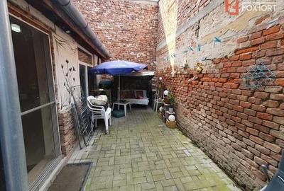 Apartament cu 2 camere decomandat, cladire istorica - Sinaia - 11