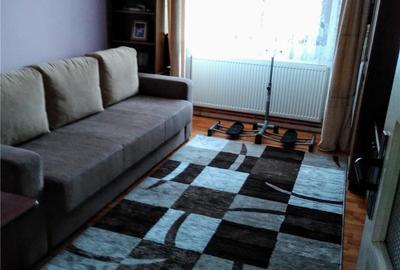 Casă cu 4 camere cu Teren 440 Mp în Central - 2