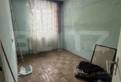Apartament cu 4 camere decomandat în Aleea Trandafirilor - 4