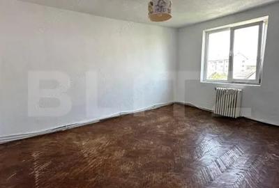 Apartament cu 4 camere decomandat în Central - 4