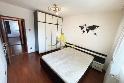 3 camere, decomandat, LA CHEIE, balcon, Semicentral, Piata Marasti - 2