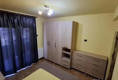 Casă cu 4 camere cu Teren 120 Mp în 1 Mai - 8