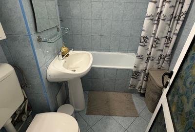 Apartament cu 3 camere decomandat în Trivale - 2