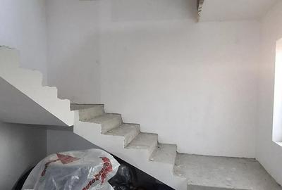 Casă cu 5 camere în Popești - 1