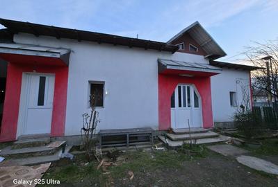 Casă cu 3 camere în Gliganu de Jos