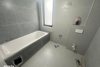 Casă cu 4 camere cu Teren 245 Mp în Central - 2