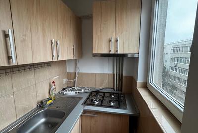 Garsonieră decomandată, mobilată în Vitan - 2