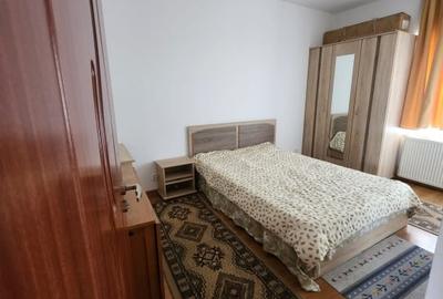 Apartament cu 3 camere semidecomandat, mobilat în Florești - 5