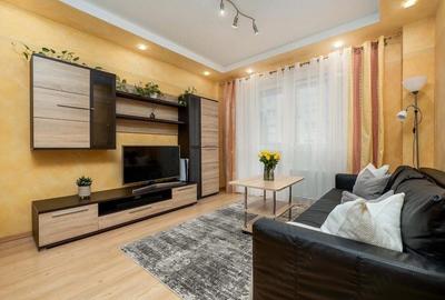 Apartament cu 2 camere decomandat în Complex Studențesc
