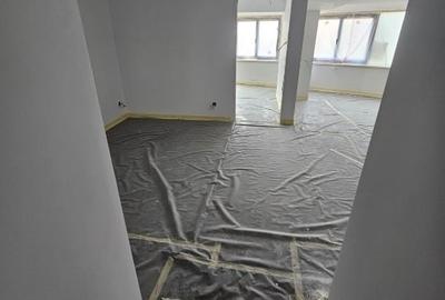Apartament cu 3 camere decomandat în Decebal - 6
